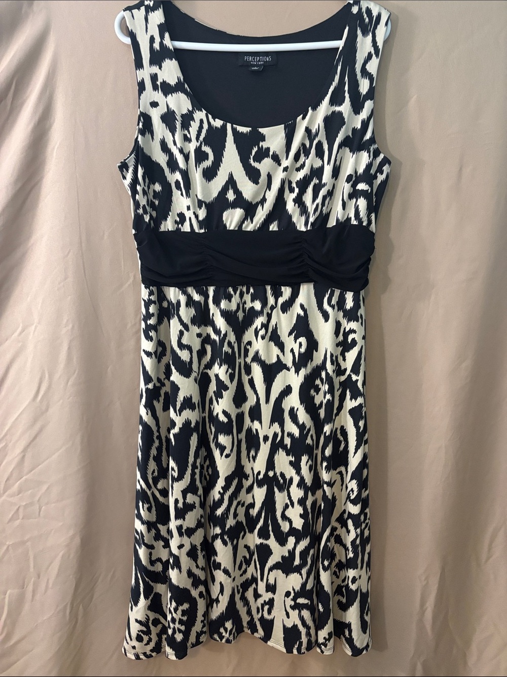 Perceptions Black and Cream Sleeveless Printed Midi Dress